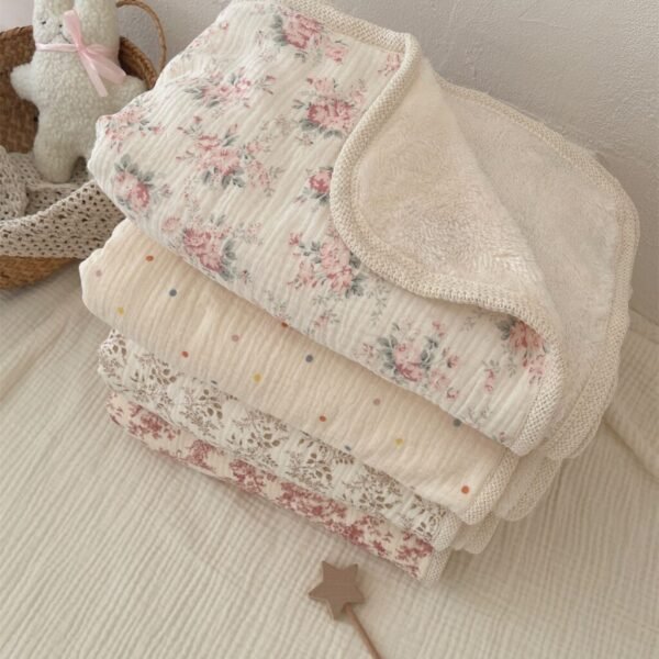 Double Layer Cotton Hook Lace Plush Blanket